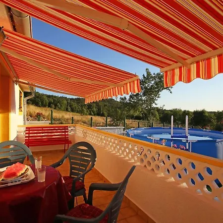 فيلة House Elena *